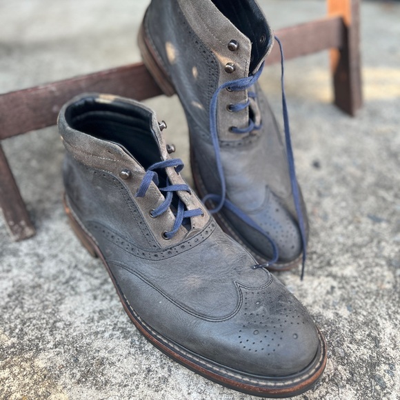 USED Two-tone Grey Wolverine Brogue Boots. 1000 mile lug soles. - Picture 2 of 3